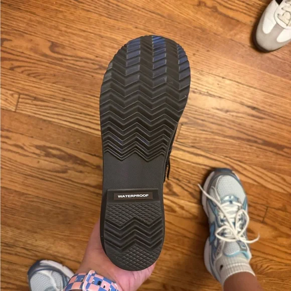 Sorel Women's Winter Boots - Picture 6 of 11